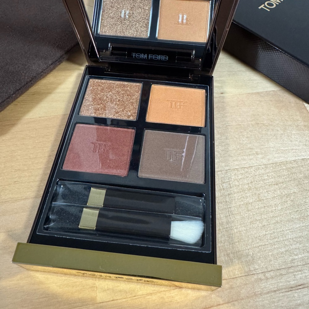 TOM FORD
Eye Color Quad Eyeshadow Palette - 26 Leopard Sun